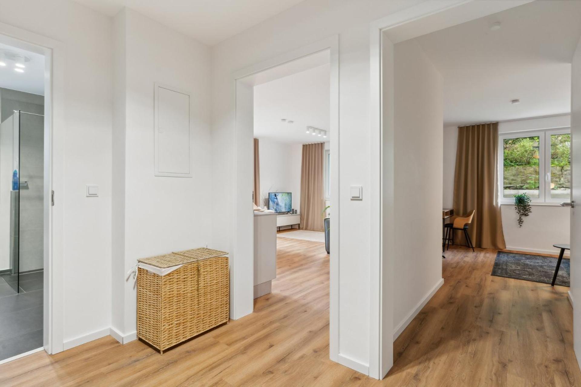 Deluxe Apartment In Bielefeld City Mit Parkplatz Und Terrasse Exterior photo