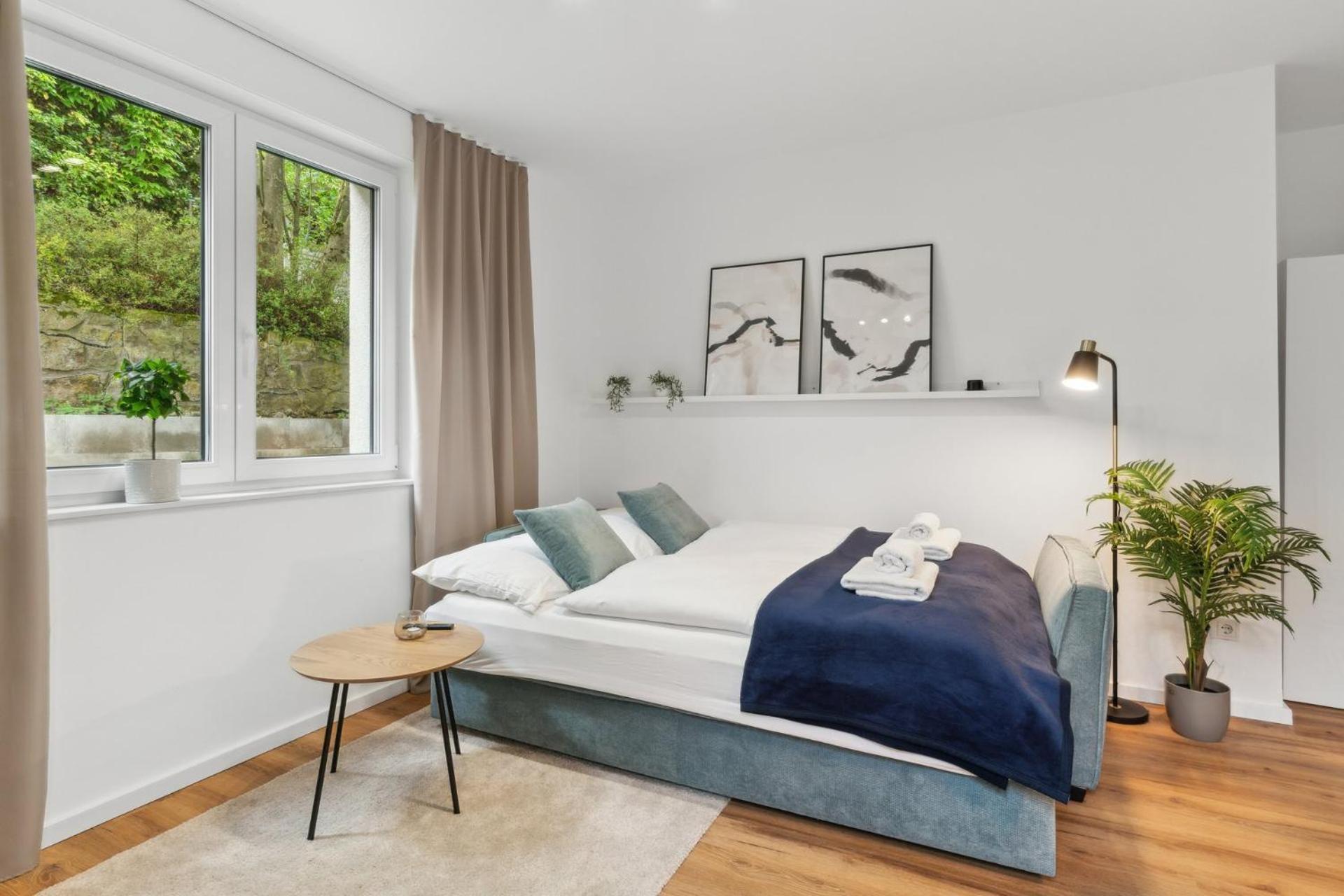 Deluxe Apartment In Bielefeld City Mit Parkplatz Und Terrasse Exterior photo