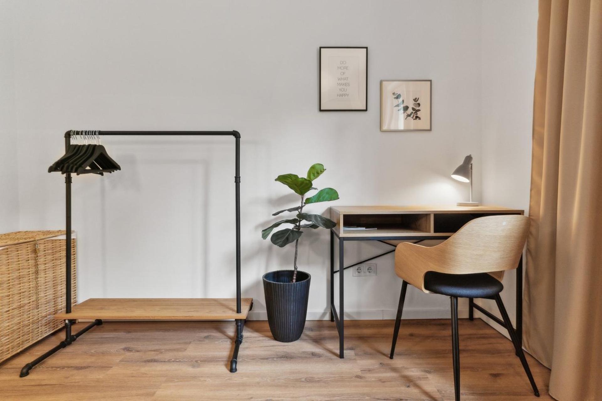 Deluxe Apartment In Bielefeld City Mit Parkplatz Und Terrasse Exterior photo