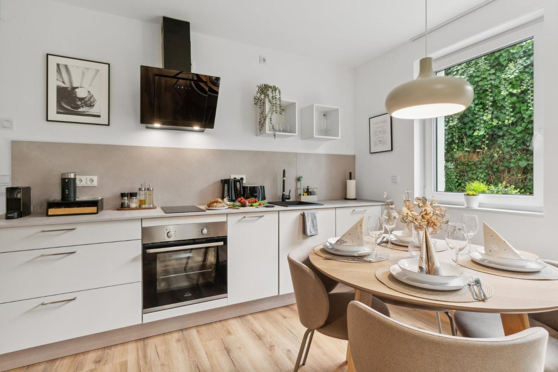 Deluxe Apartment In Bielefeld City Mit Parkplatz Und Terrasse Exterior photo