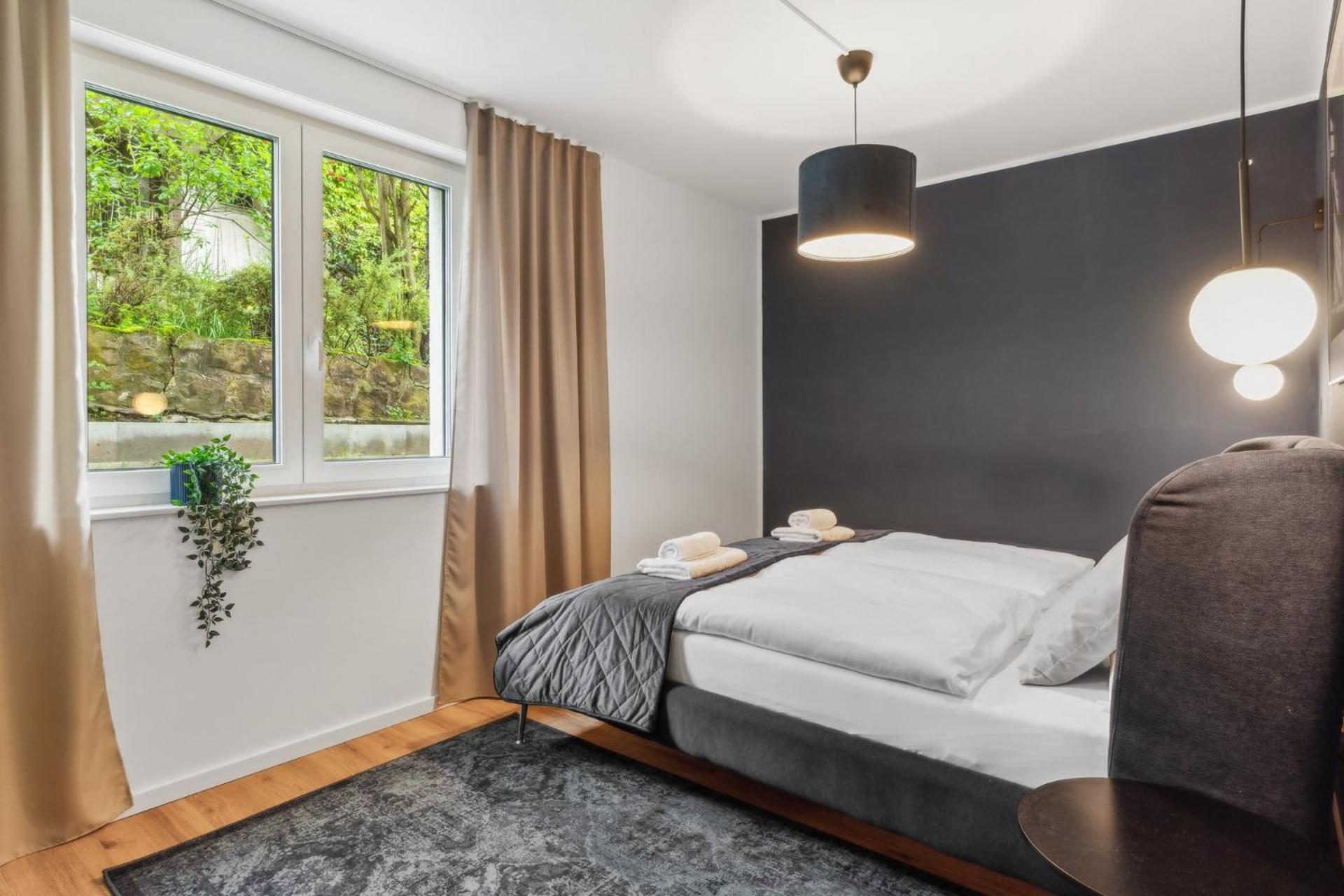 Deluxe Apartment In Bielefeld City Mit Parkplatz Und Terrasse Exterior photo